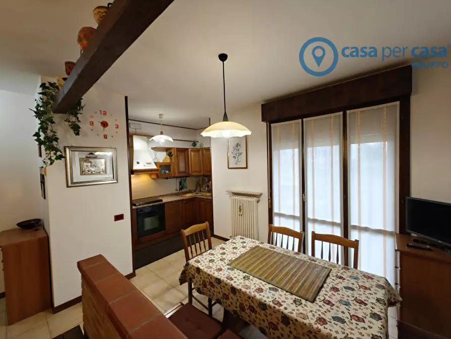 Immagine 6 di Appartamento in vendita  a Rovigo