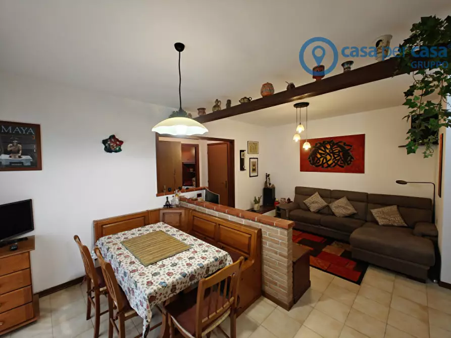 Immagine 7 di Appartamento in vendita  a Rovigo