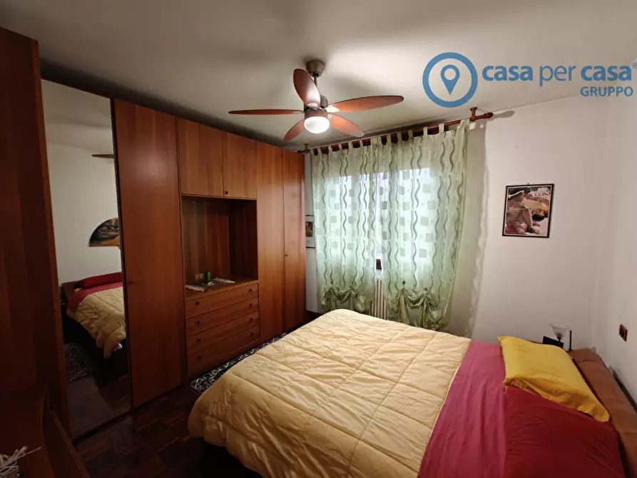 Immagine 11 di Appartamento in vendita  a Rovigo