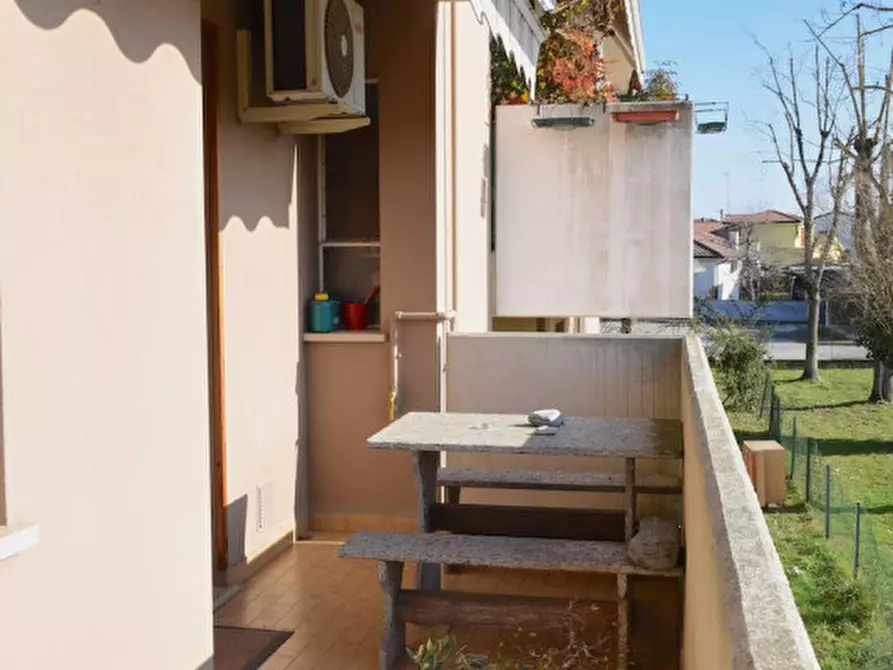 Immagine 25 di Appartamento in vendita  a Rovigo