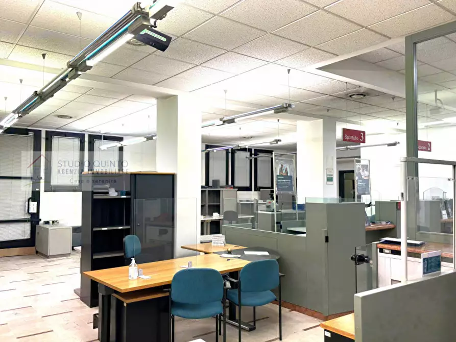 Immagine 8 di Negozio in affitto  a Quinto Di Treviso