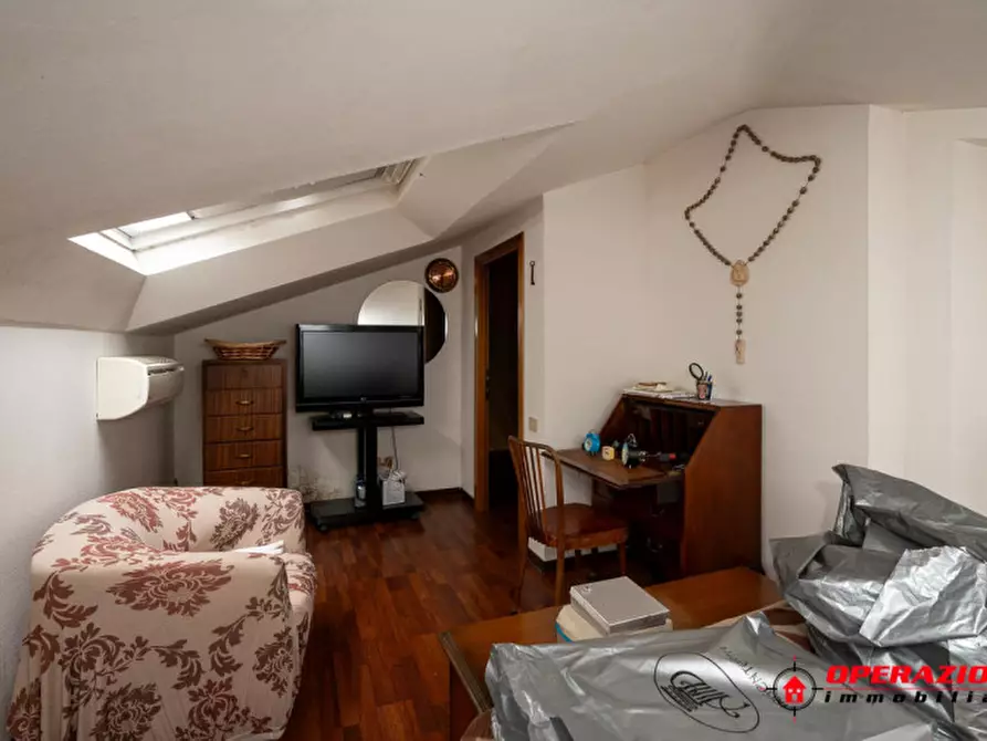 Immagine 24 di Casa trifamiliare in vendita  in via torre pellice a Roma