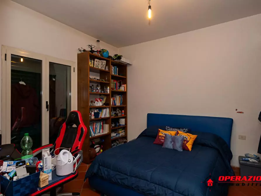 Immagine 31 di Casa trifamiliare in vendita  in via torre pellice a Roma