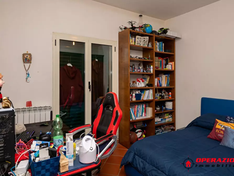 Immagine 32 di Casa trifamiliare in vendita  in via torre pellice a Roma