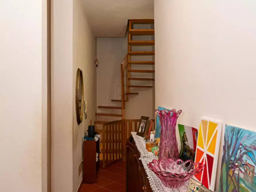 Immagine 33 di Casa trifamiliare in vendita  in via torre pellice a Roma