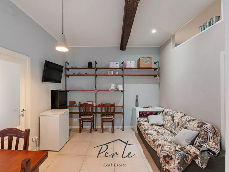 Immagine 1 di Appartamento in vendita  in via grioli 34 a Mantova