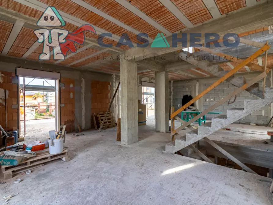 Immagine 14 di Villa in vendita  in piazza figurella a Villabate