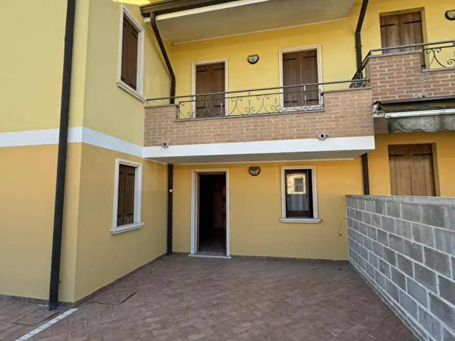 Immagine 17 di Casa bifamiliare in vendita  in Via liguria a Casale Di Scodosia