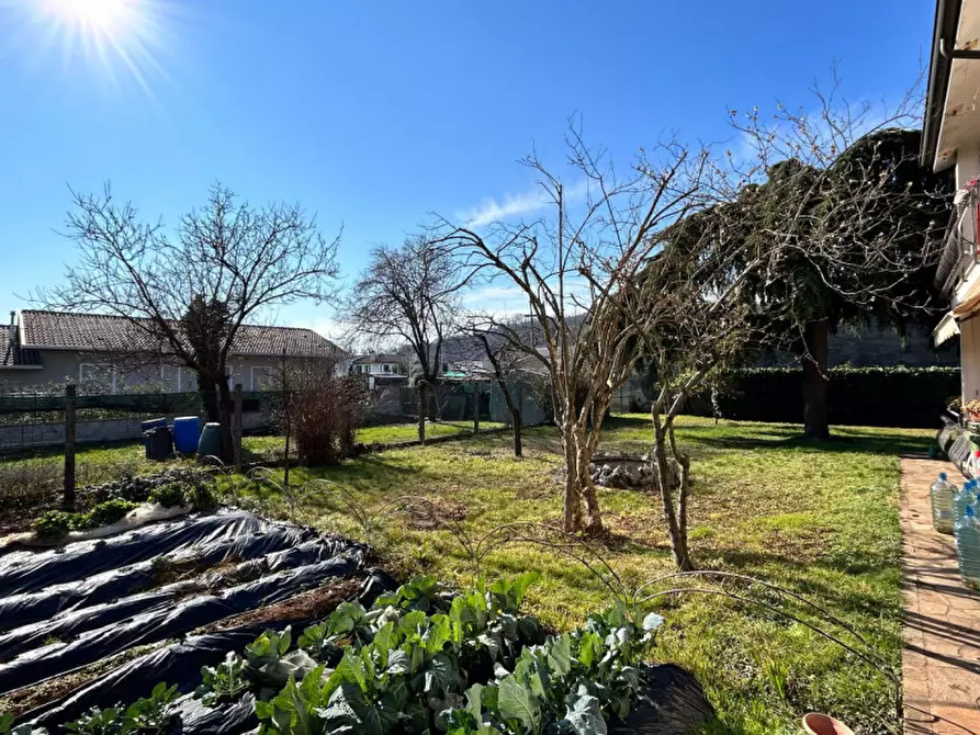 Immagine 4 di Casa trifamiliare in vendita  in Via Leopardi a Cormons