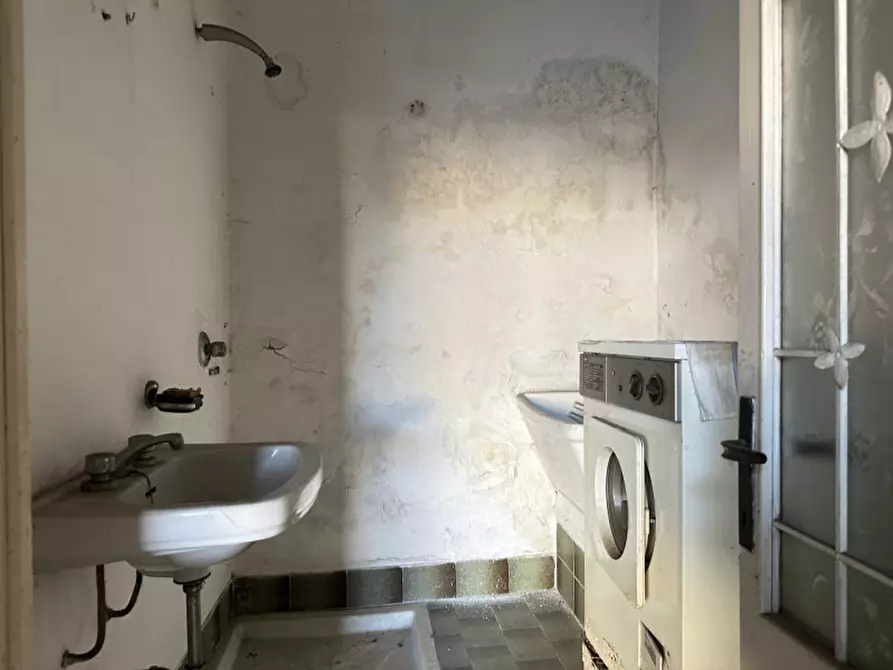 Immagine 13 di Villa in vendita  in via alacide de gasperi a Bedizzole