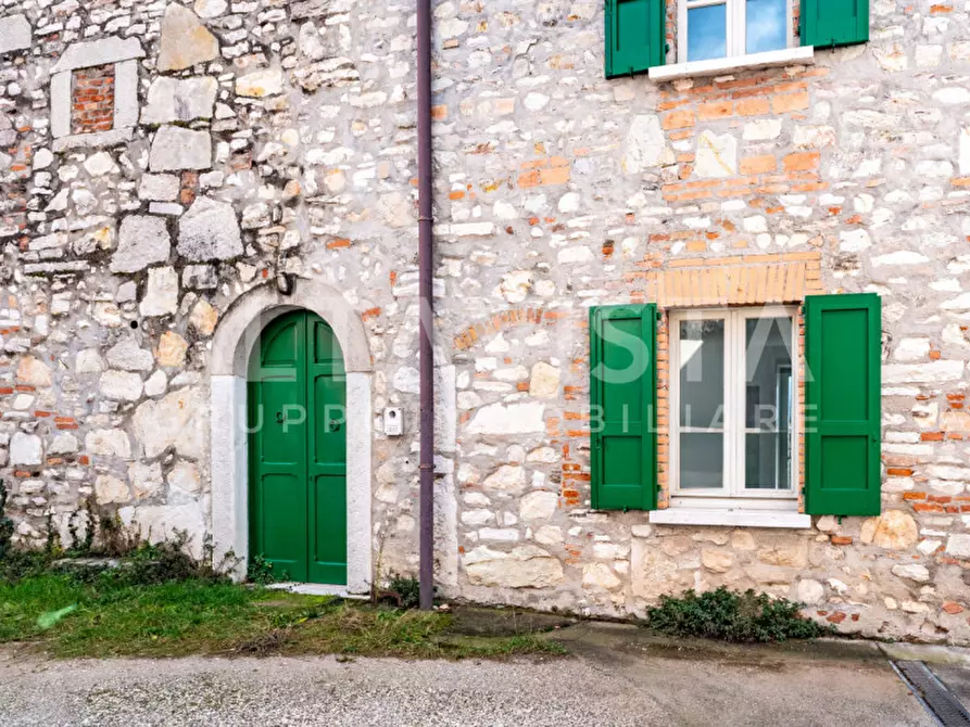 Immagine 2 di Casa indipendente in vendita  in Via Valverde a Botticino