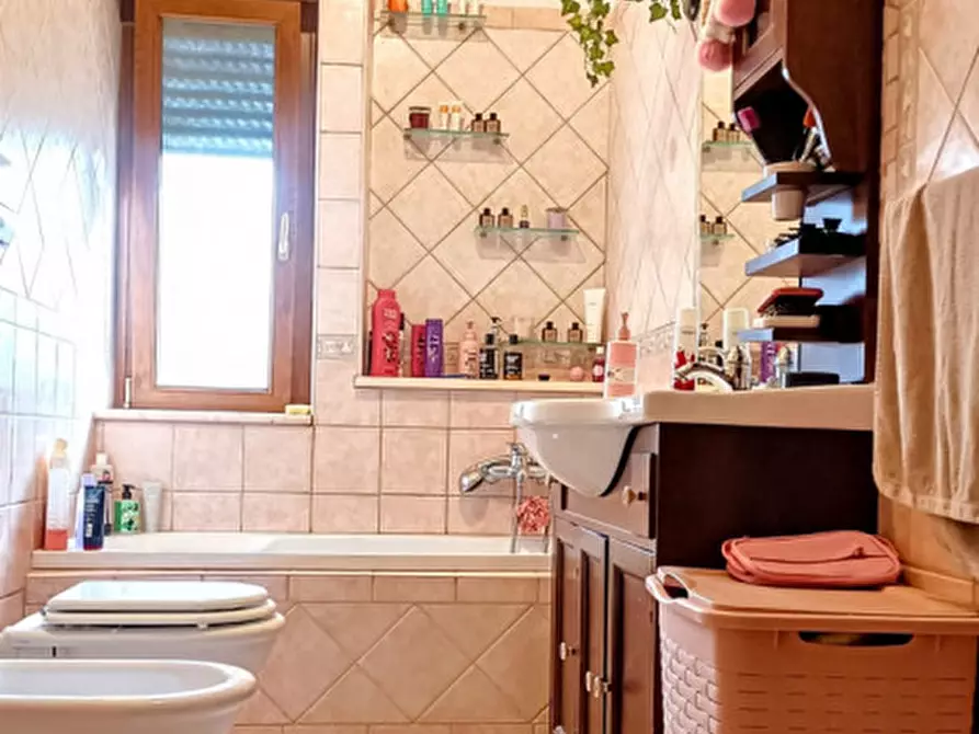 Immagine 15 di Appartamento in vendita  in Via Partenio a Pontecagnano Faiano