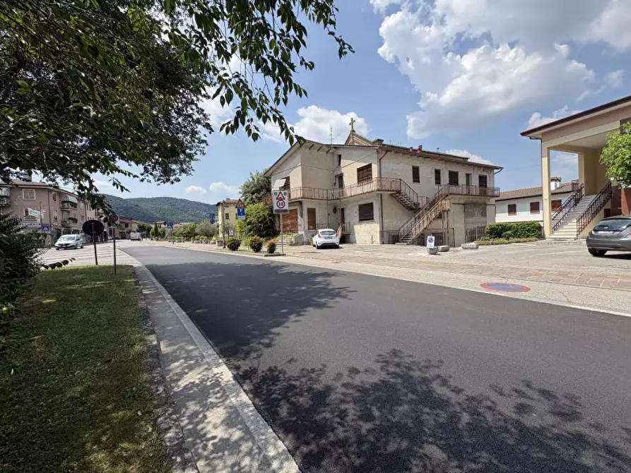 Immagine 5 di Palazzo in vendita  in Via Mirabello a Torreglia
