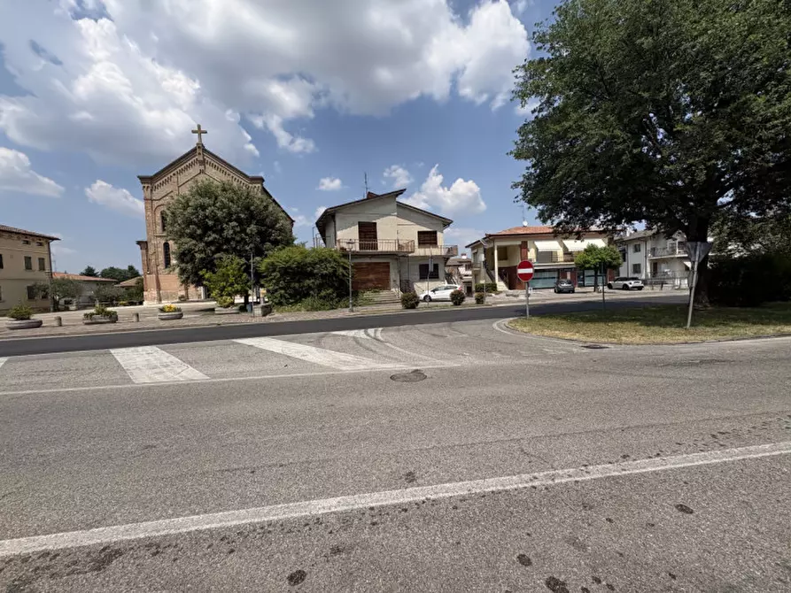 Immagine 7 di Palazzo in vendita  in Via Mirabello a Torreglia