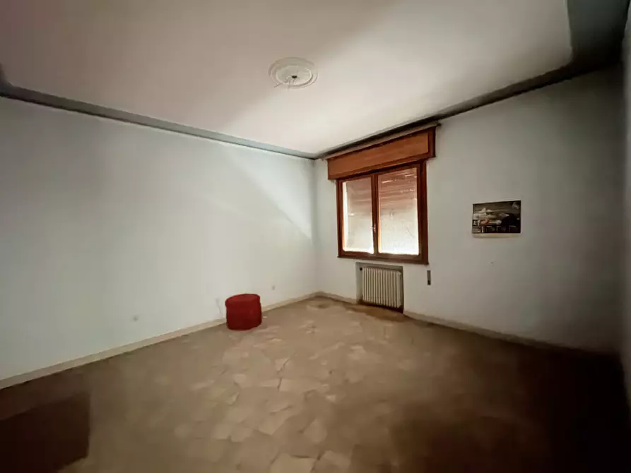 Immagine 20 di Palazzo in vendita  in Via Mirabello a Torreglia