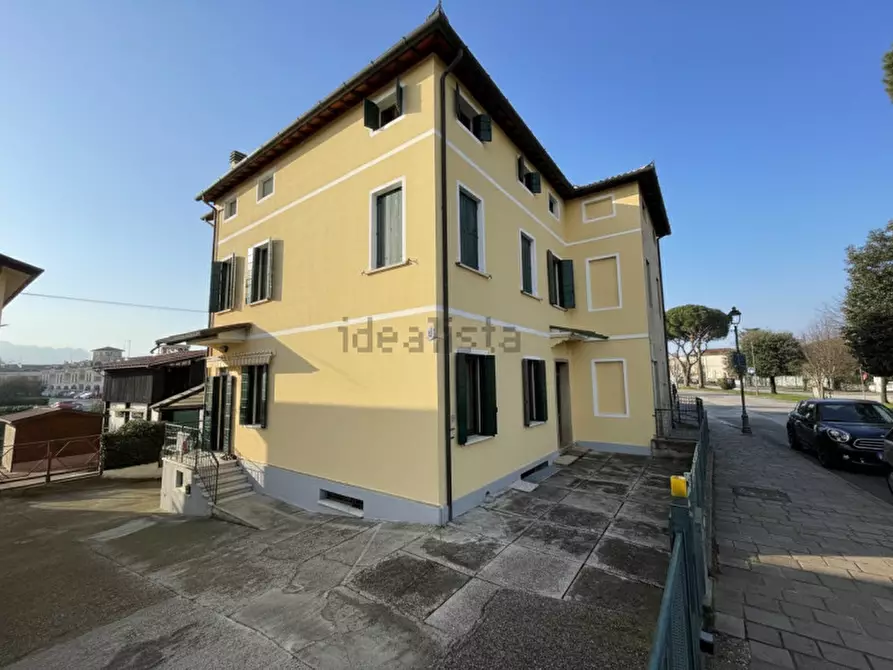 Immagine 1 di Casa bifamiliare in vendita  in Via Mirabello a Torreglia