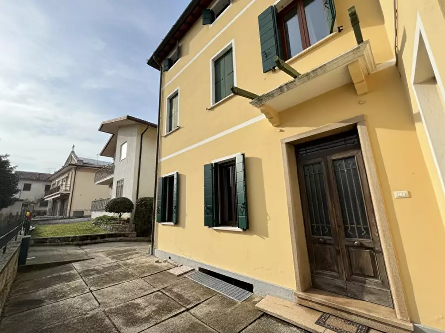 Immagine 4 di Casa bifamiliare in vendita  in Via Mirabello a Torreglia