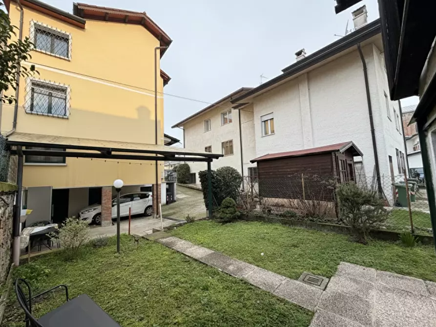 Immagine 5 di Casa bifamiliare in vendita  in Via Mirabello a Torreglia
