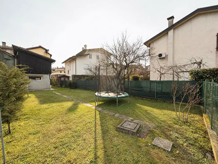 Immagine 10 di Casa bifamiliare in vendita  in Via Mirabello a Torreglia