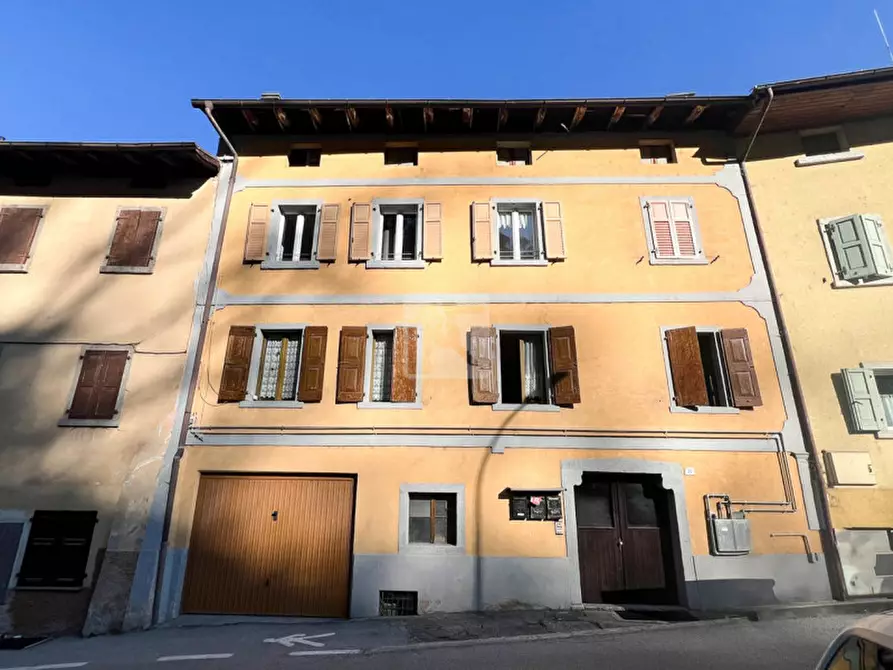 Immagine 4 di Appartamento in vendita  in Via Condino a Tione Di Trento