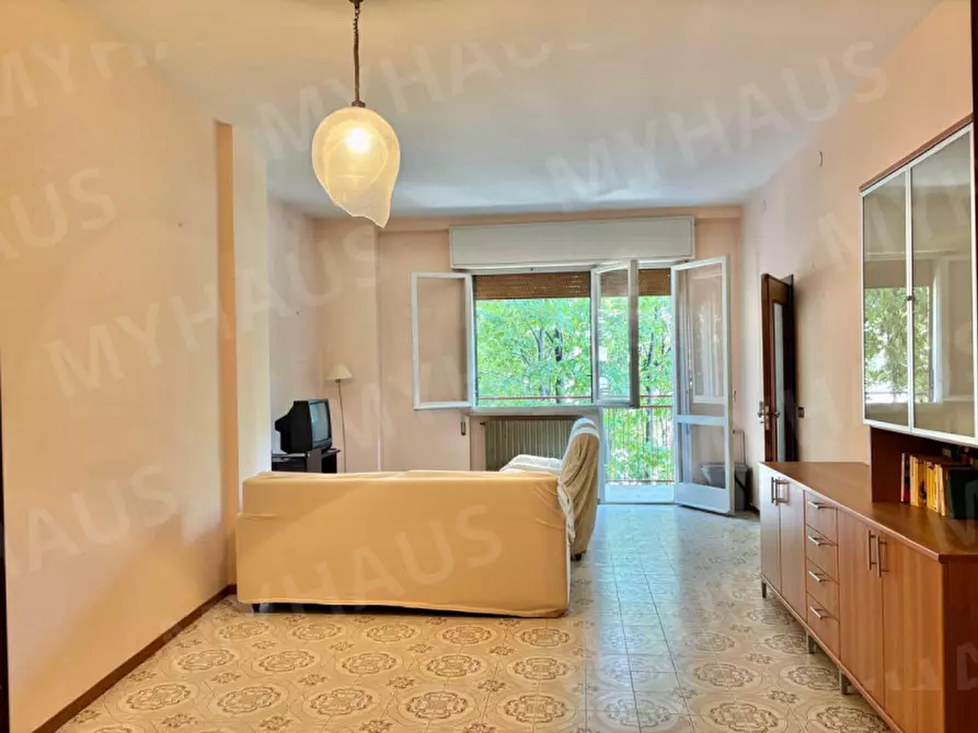 Immagine 2 di Appartamento in vendita  in VIALE GIOVANNI PASCOLI, 2 a Cesenatico