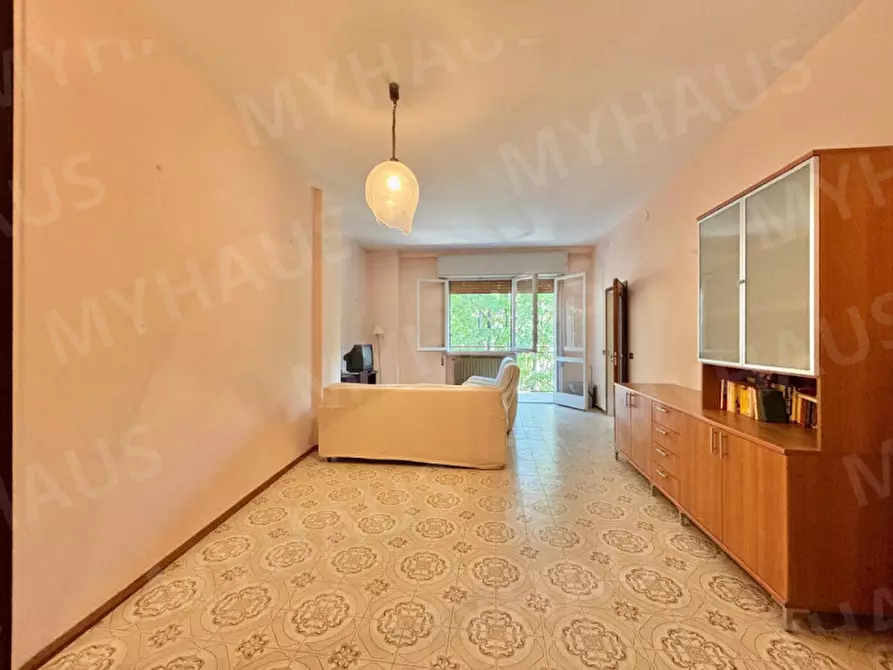 Immagine 3 di Appartamento in vendita  in VIALE GIOVANNI PASCOLI, 2 a Cesenatico