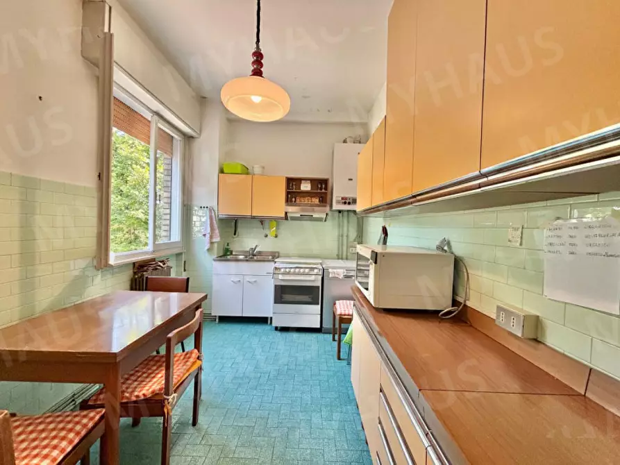 Immagine 7 di Appartamento in vendita  in VIALE GIOVANNI PASCOLI, 2 a Cesenatico