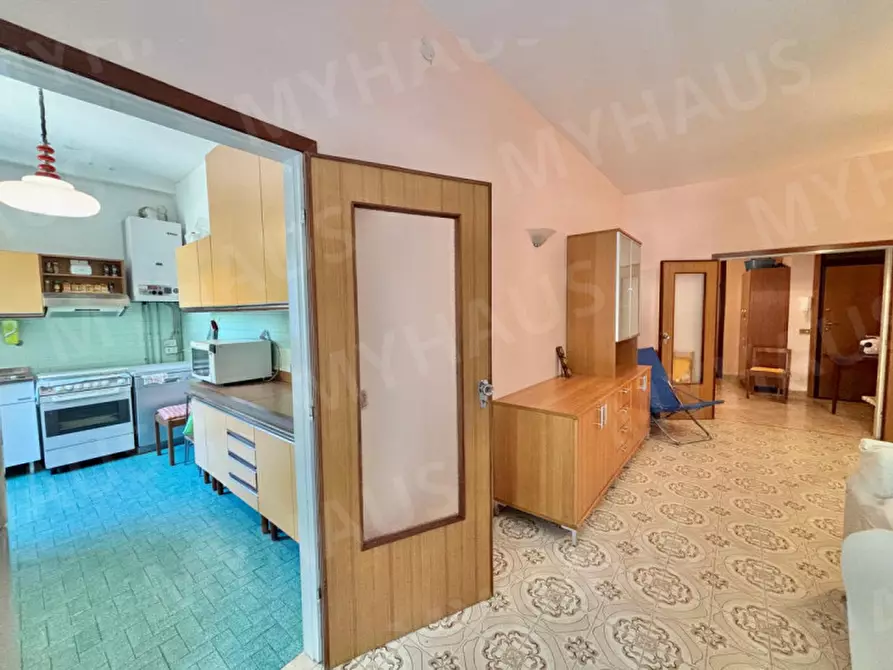 Immagine 8 di Appartamento in vendita  in VIALE GIOVANNI PASCOLI, 2 a Cesenatico