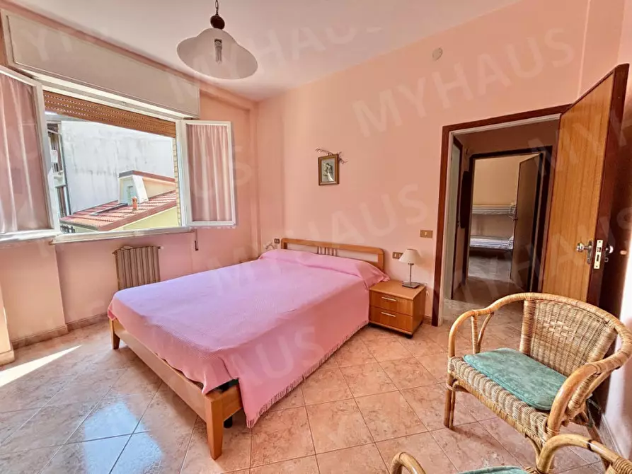 Immagine 15 di Appartamento in vendita  in VIALE GIOVANNI PASCOLI, 2 a Cesenatico