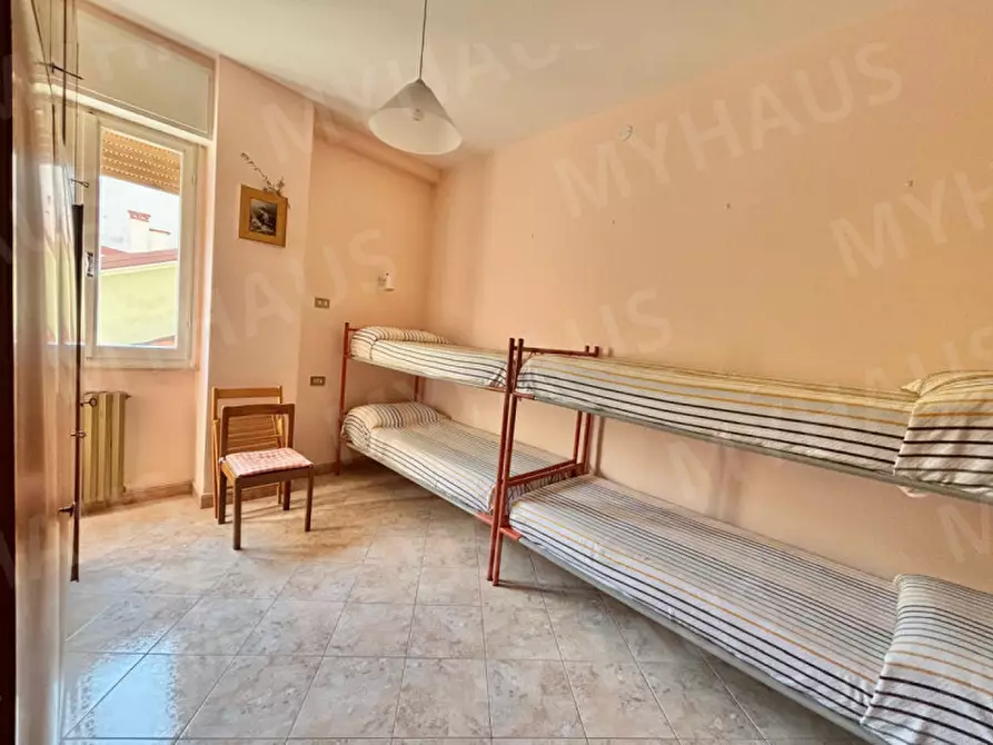 Immagine 17 di Appartamento in vendita  in VIALE GIOVANNI PASCOLI, 2 a Cesenatico