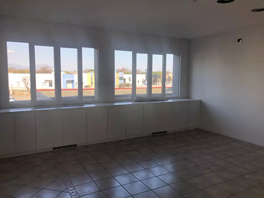 Immagine 12 di Ufficio in vendita  in via Padana Superiore  82 a Mazzano