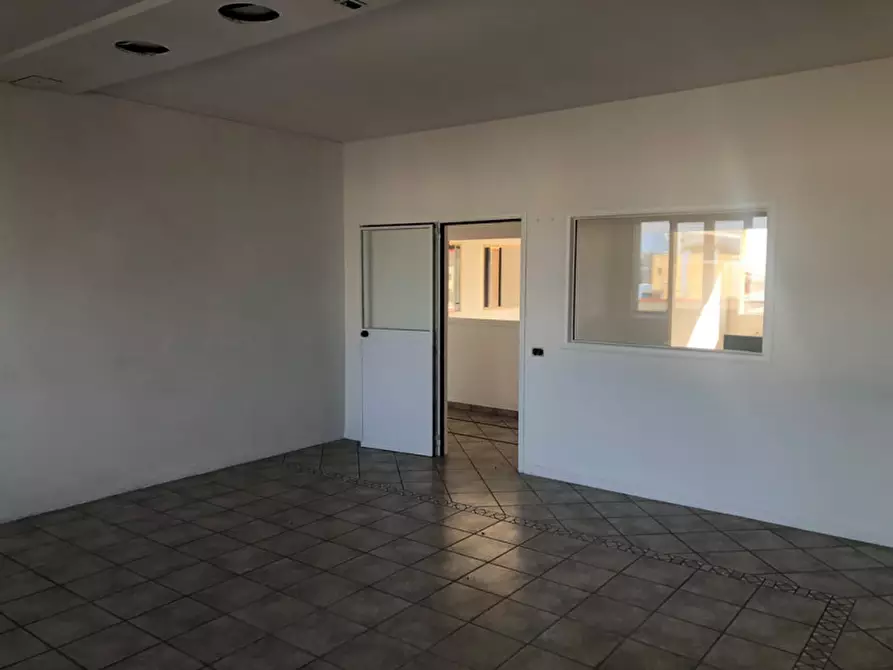 Immagine 13 di Ufficio in vendita  in via Padana Superiore  82 a Mazzano