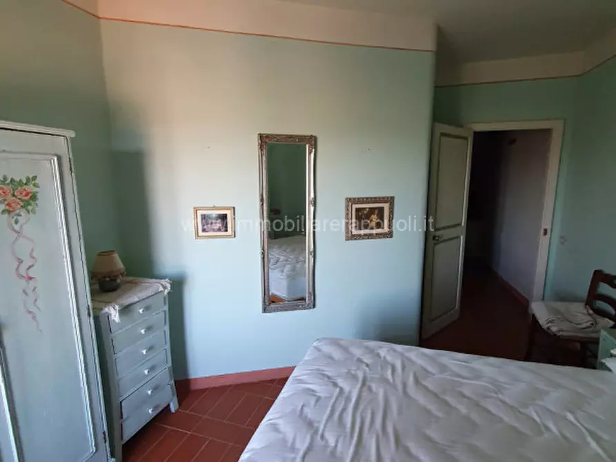 Immagine 15 di Casa indipendente in vendita  a Sinalunga