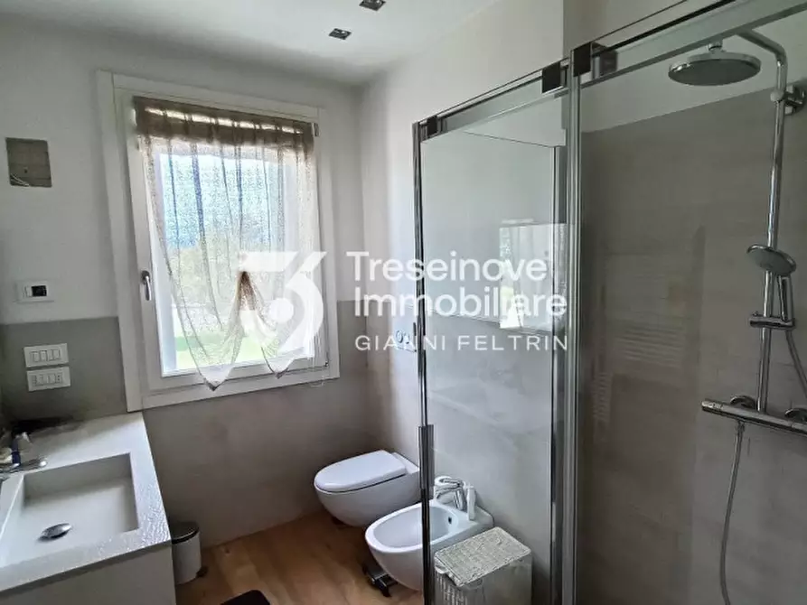 Immagine 19 di Villa in vendita  in Via Fratelli Bianchin a Paese