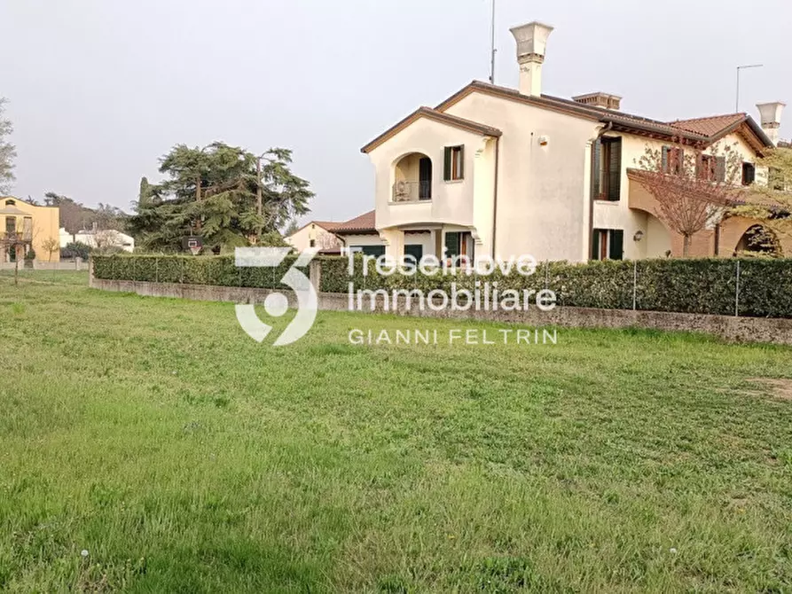 Immagine 3 di Terreno in vendita  in Via Chiesa a Paese