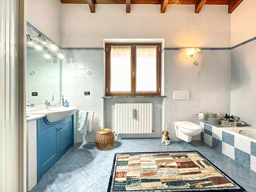 Immagine 21 di Villa in vendita  in Via Monte Rosa 96 a Ghemme