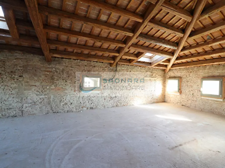 Immagine 5 di Palazzo in vendita  in piazza Marconi a Vigonovo