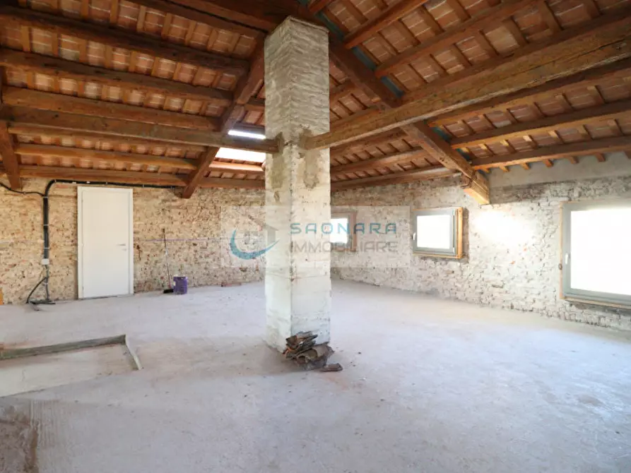 Immagine 6 di Palazzo in vendita  in piazza Marconi a Vigonovo