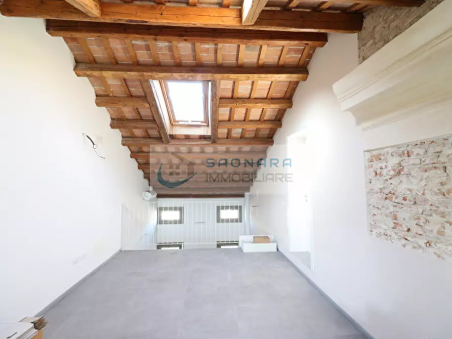 Immagine 9 di Palazzo in vendita  in piazza Marconi a Vigonovo