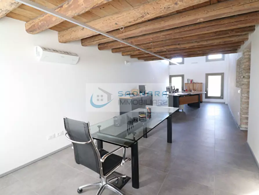 Immagine 18 di Palazzo in vendita  in piazza Marconi a Vigonovo