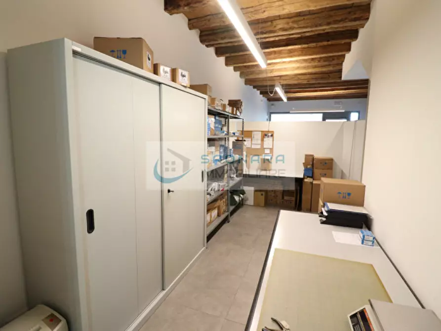 Immagine 25 di Palazzo in vendita  in piazza Marconi a Vigonovo