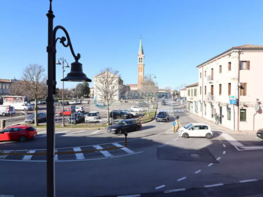 Immagine 30 di Palazzo in vendita  in piazza Marconi a Vigonovo
