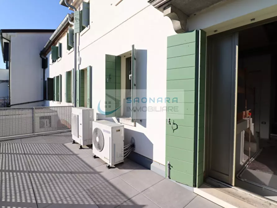 Immagine 34 di Palazzo in vendita  in piazza Marconi a Vigonovo