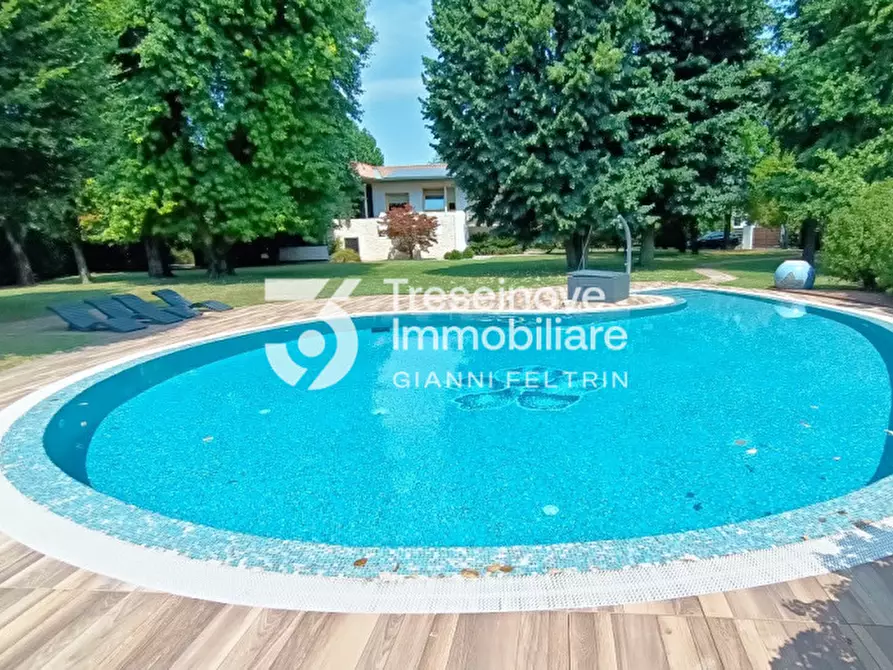 Immagine 5 di Villa in vendita  in Via Roma a Ponzano Veneto