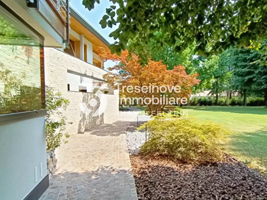 Immagine 7 di Villa in vendita  in Via Roma a Ponzano Veneto