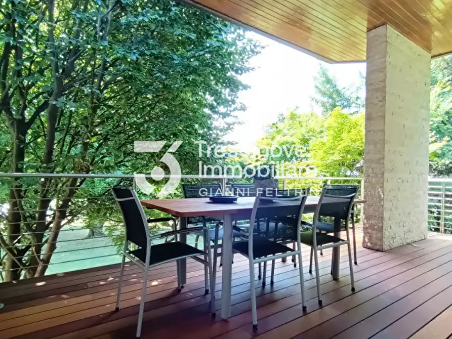 Immagine 12 di Villa in vendita  in Via Roma a Ponzano Veneto