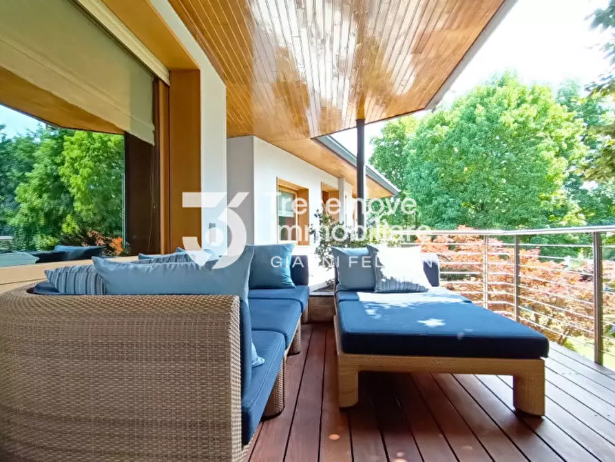 Immagine 14 di Villa in vendita  in Via Roma a Ponzano Veneto