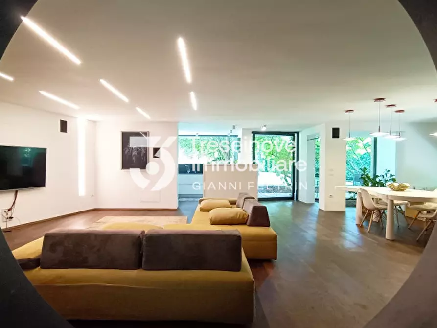 Immagine 43 di Villa in vendita  in Via Roma a Ponzano Veneto