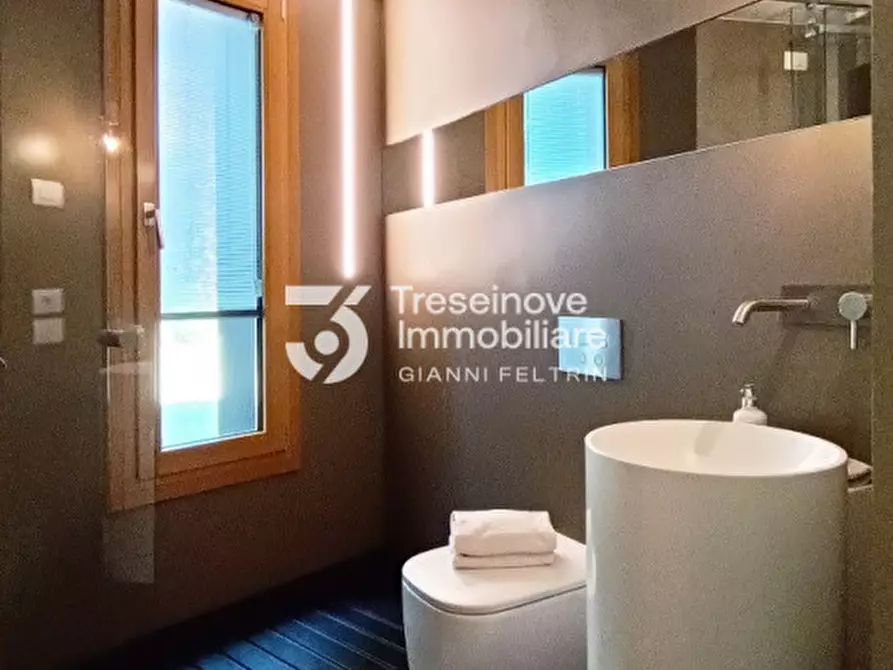 Immagine 46 di Villa in vendita  in Via Roma a Ponzano Veneto