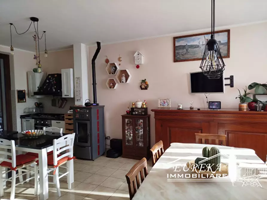 Immagine 4 di Appartamento in vendita  in strada statale 71 umbro casentinese a Castiglione Del Lago